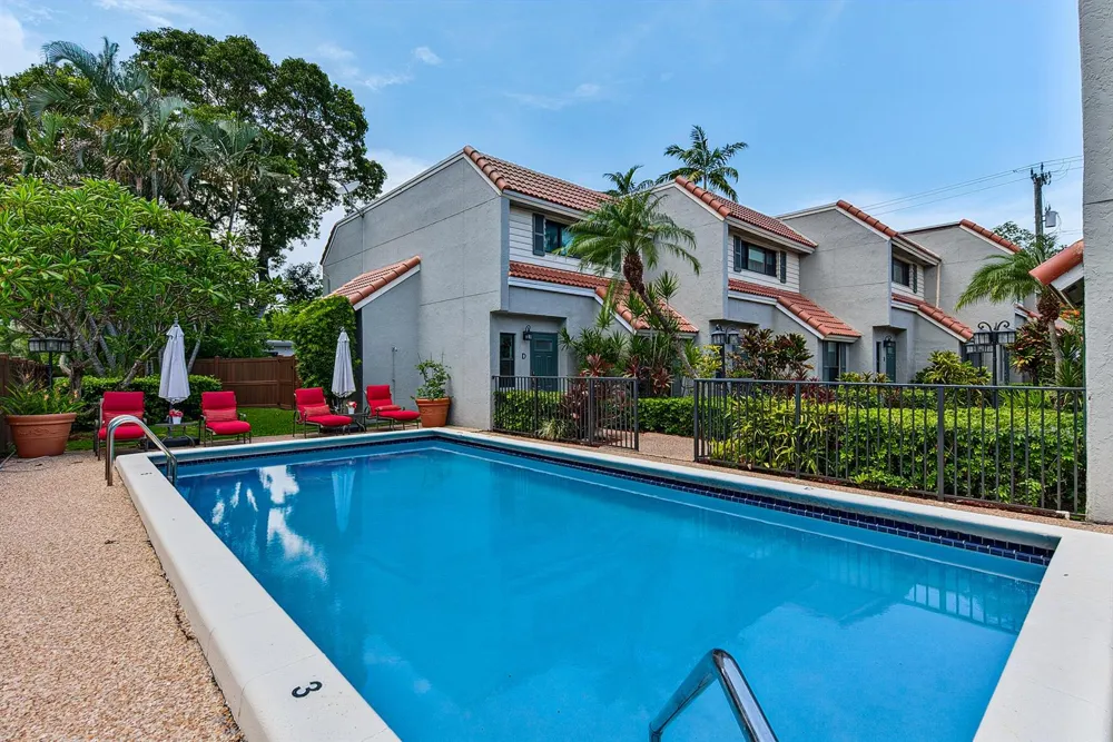 1315 MIAMI ROAD #D Fort Lauderdale, FL 33316