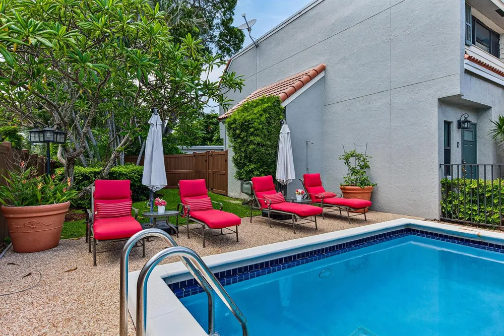 1315 MIAMI ROAD #D Fort Lauderdale, FL 33316