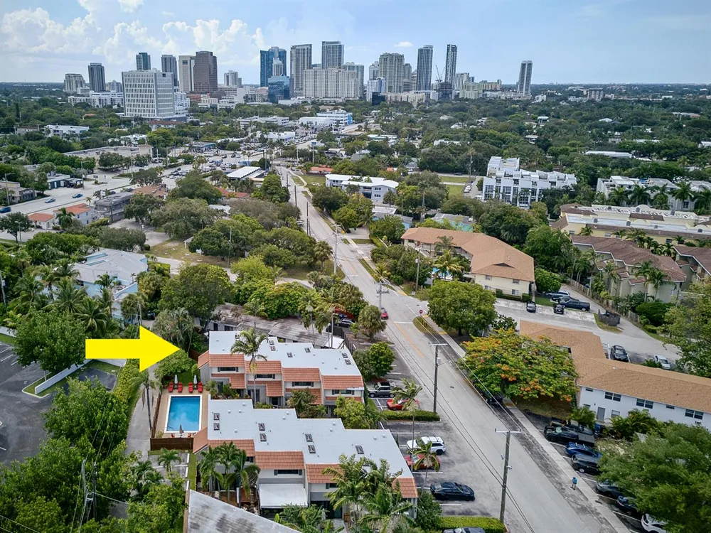 1315 MIAMI ROAD #D Fort Lauderdale, FL 33316