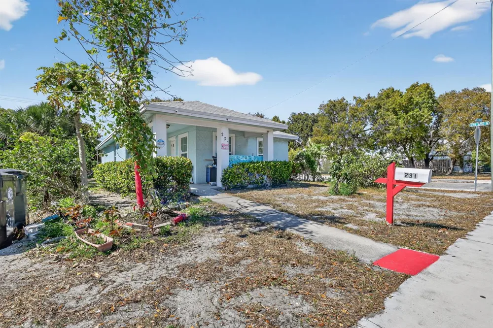 231 H STREET Lake Worth, FL 33460
