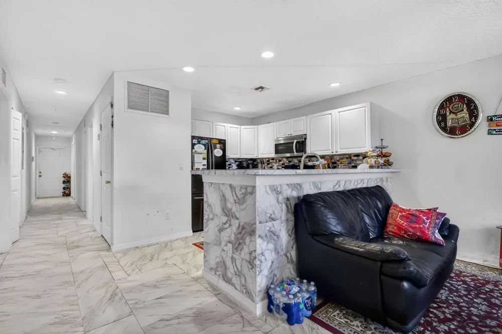 231 H STREET Lake Worth, FL 33460