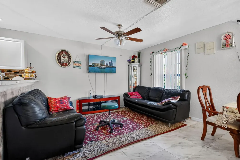 231 H STREET Lake Worth, FL 33460