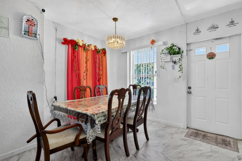 231 H STREET Lake Worth, FL 33460