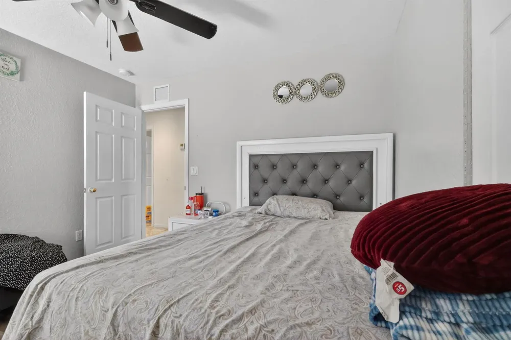 231 H STREET Lake Worth, FL 33460