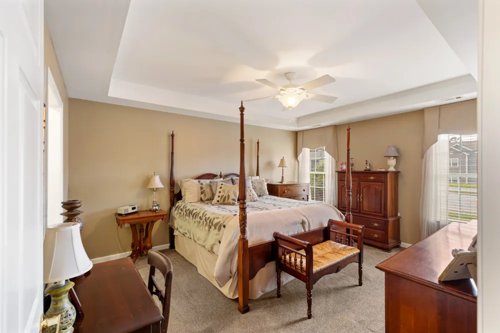 1300 Crofton Park Ct Columbia, TN 38401