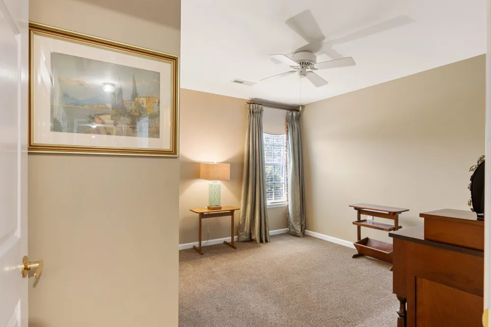 1300 Crofton Park Ct Columbia, TN 38401