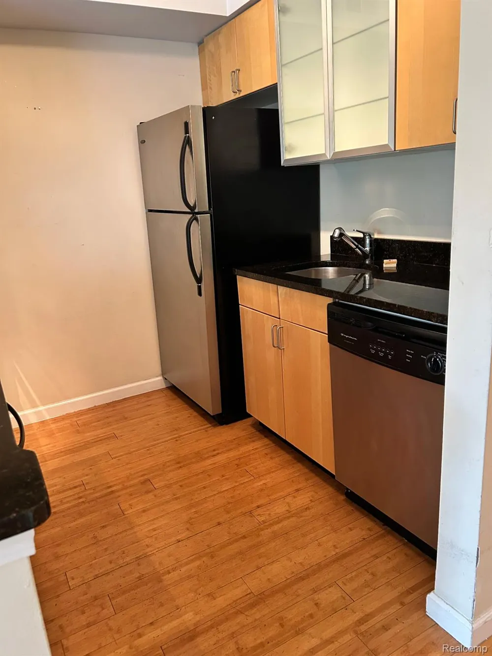 2781 Davison Avenue Auburn Hills City, MI 48326
