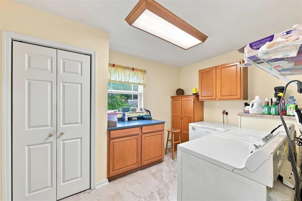 518 W 129TH AVENUE Tampa, FL 33612