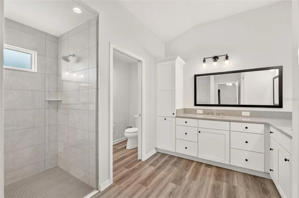 2024 MCMURTRIE LOOP The Villages, FL 34762