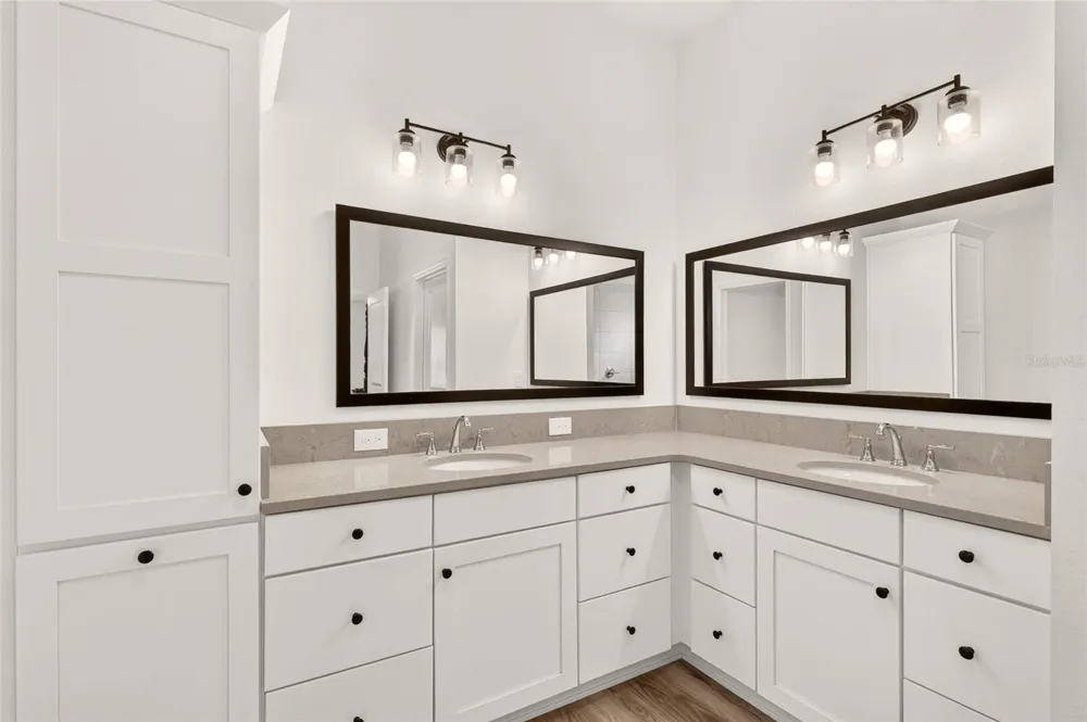 2024 MCMURTRIE LOOP The Villages, FL 34762