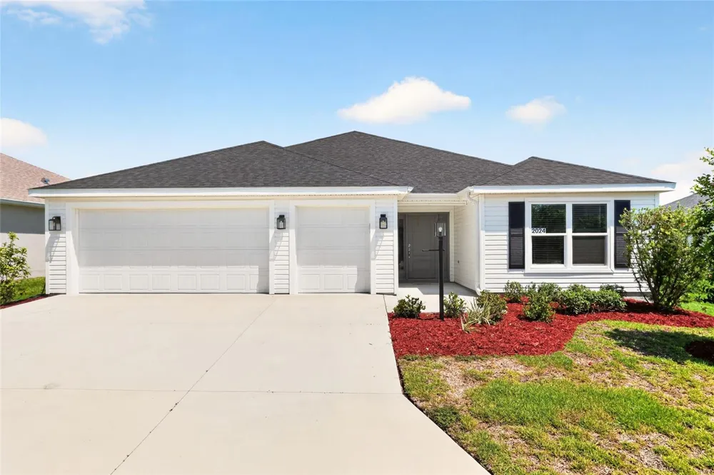 2024 MCMURTRIE LOOP The Villages, FL 34762