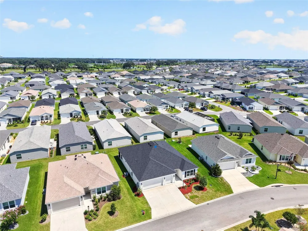 2024 MCMURTRIE LOOP The Villages, FL 34762