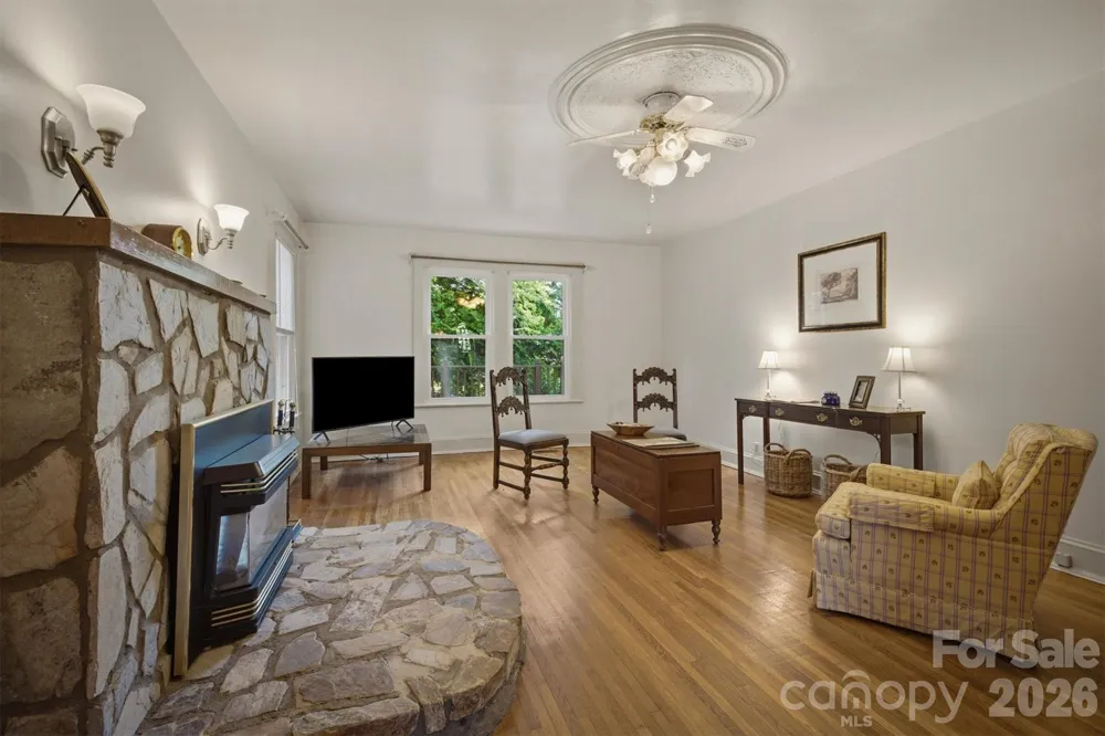 1205 E Union Street Morganton, NC 28655