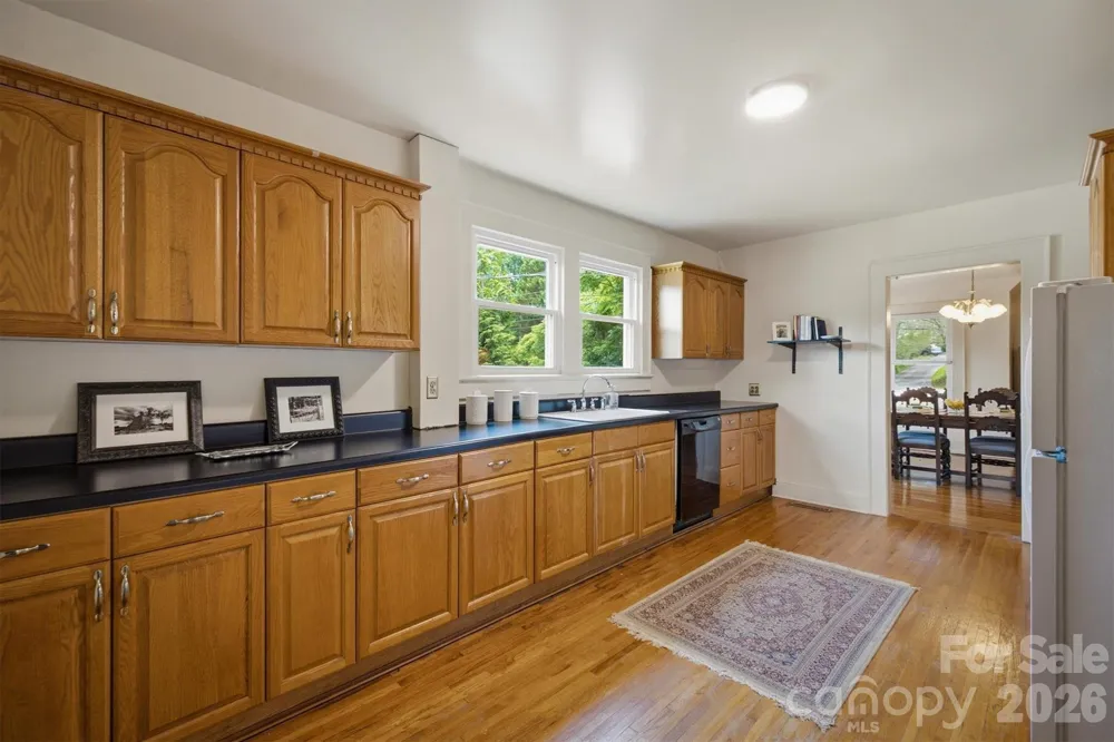 1205 E Union Street Morganton, NC 28655
