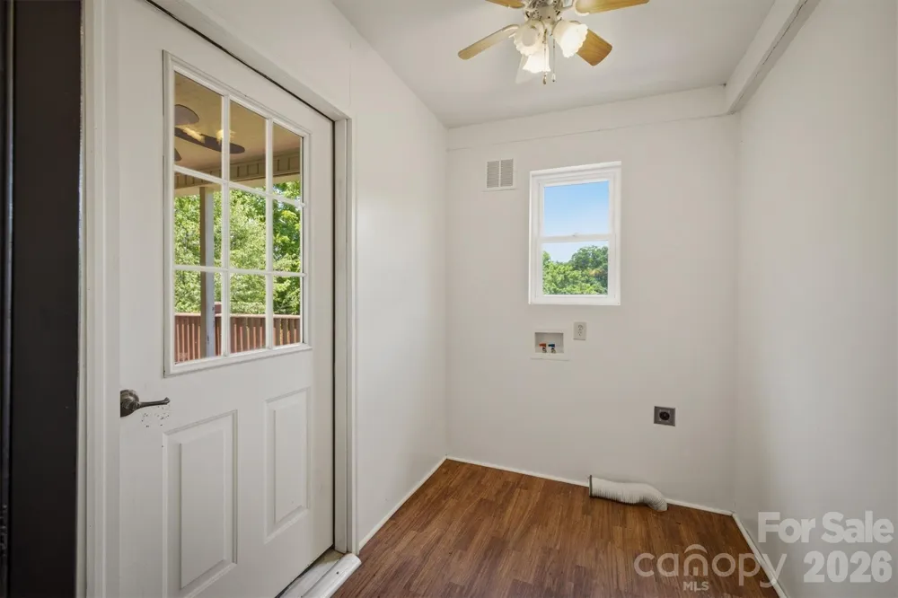 1205 E Union Street Morganton, NC 28655