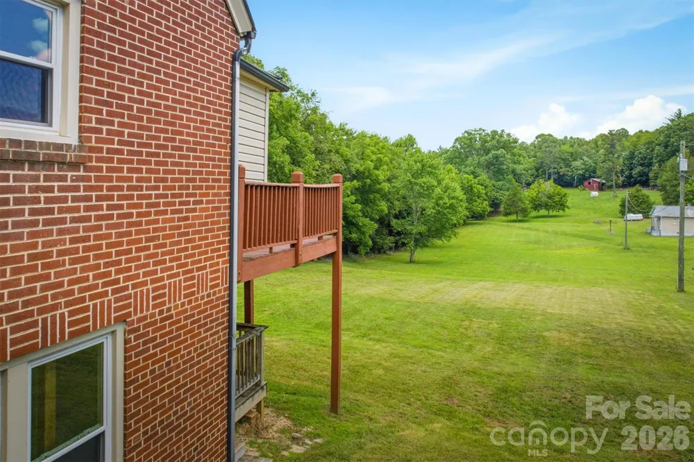 1205 E Union Street Morganton, NC 28655