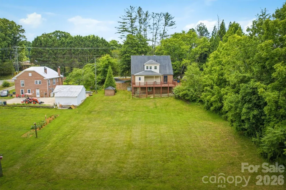 1205 E Union Street Morganton, NC 28655