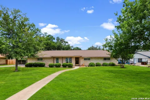 426 Yosemite Dr