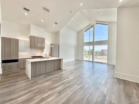 3525 Normandy Avenue #36