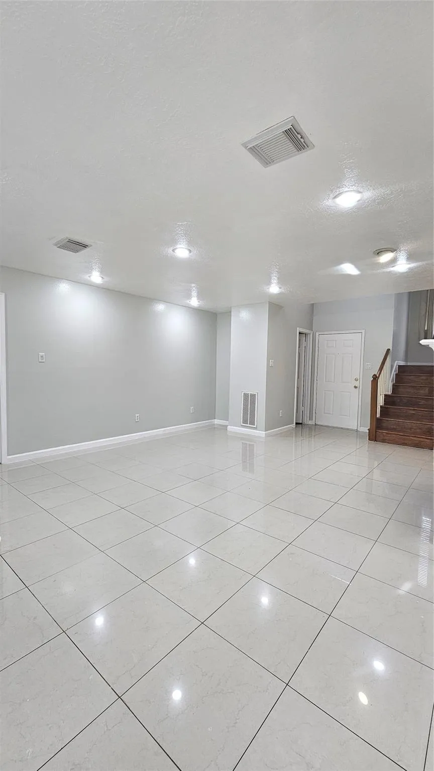 8435 Battleoak Drive Houston, TX 77040