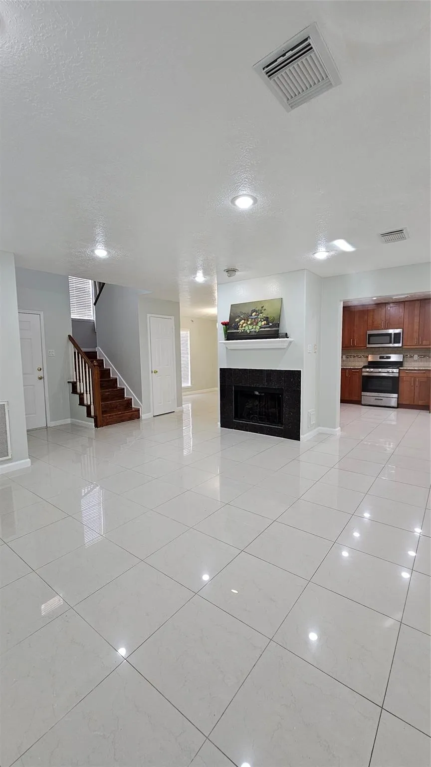 8435 Battleoak Drive Houston, TX 77040