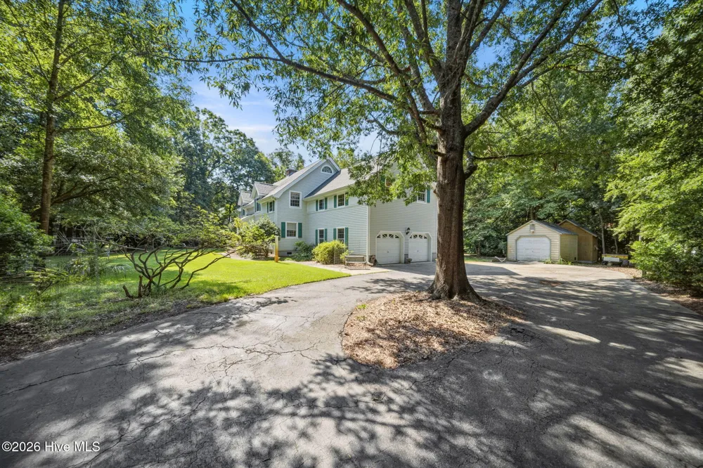 572 Captain Beam Boulevard Hampstead, NC 28443