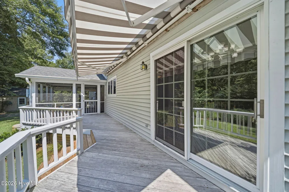 572 Captain Beam Boulevard Hampstead, NC 28443