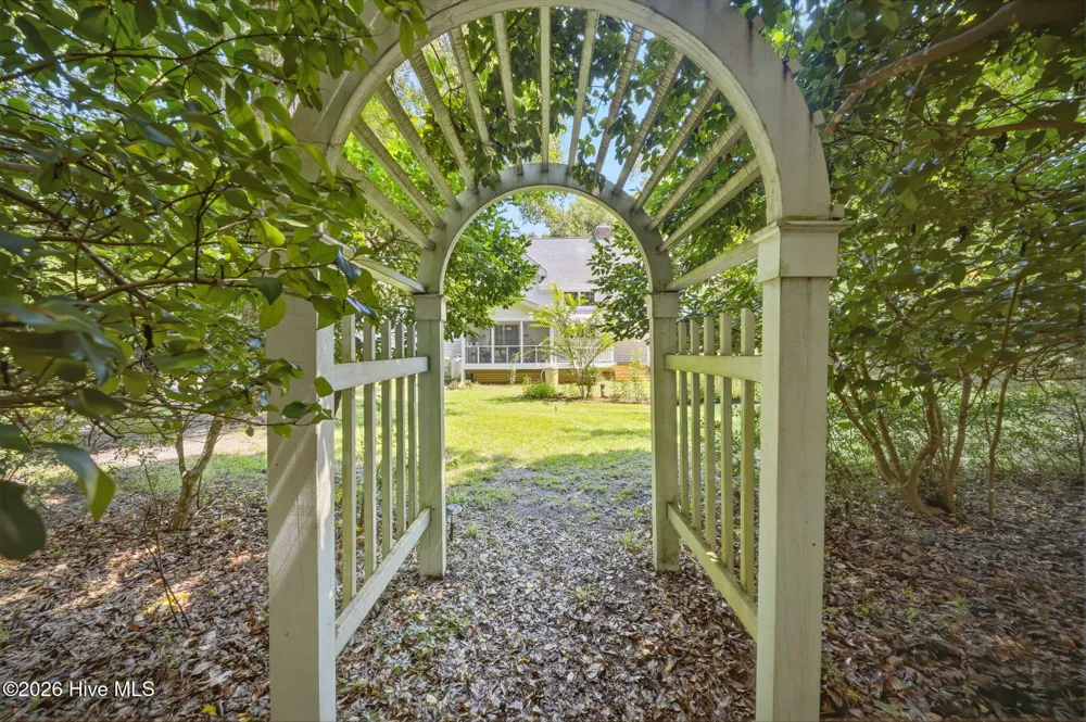 572 Captain Beam Boulevard Hampstead, NC 28443