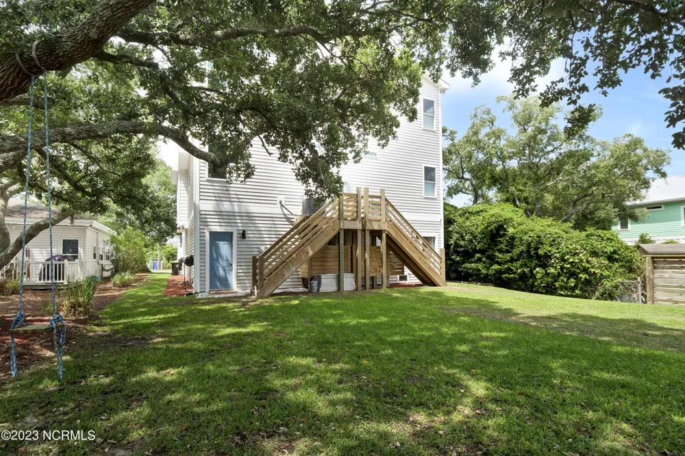 305 Fayetteville Avenue #Unit 1 Carolina Beach, NC 28428