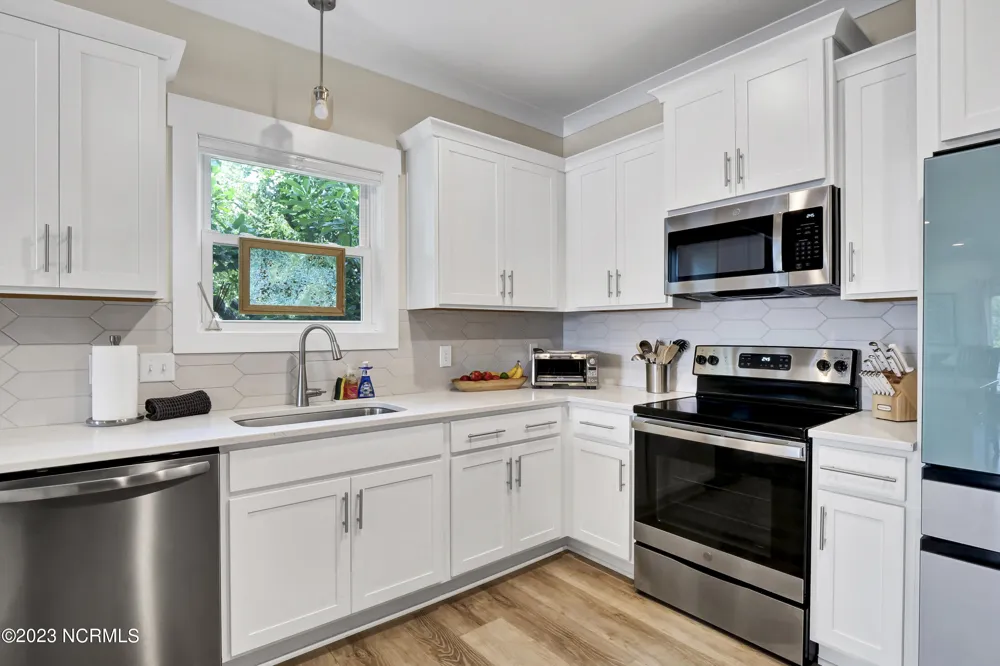 305 Fayetteville Avenue #Unit 1 Carolina Beach, NC 28428