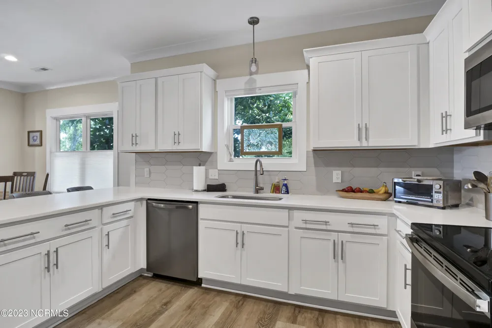 305 Fayetteville Avenue #Unit 1 Carolina Beach, NC 28428