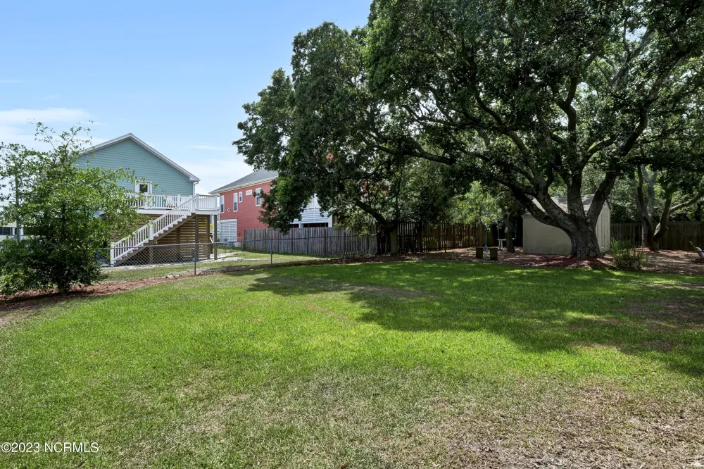 305 Fayetteville Avenue #Unit 1 Carolina Beach, NC 28428