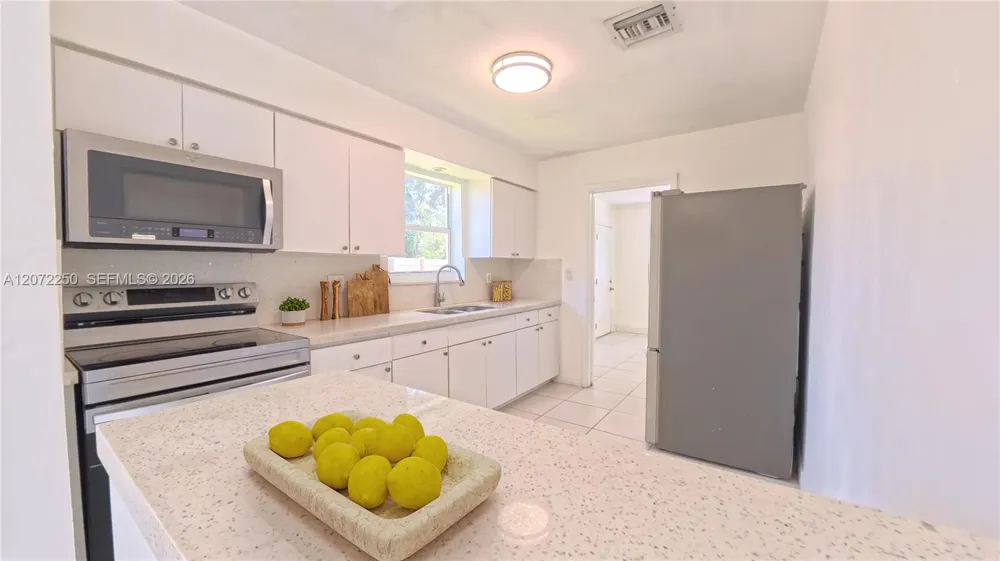 753 SW 2nd St Dania Beach, FL 33004