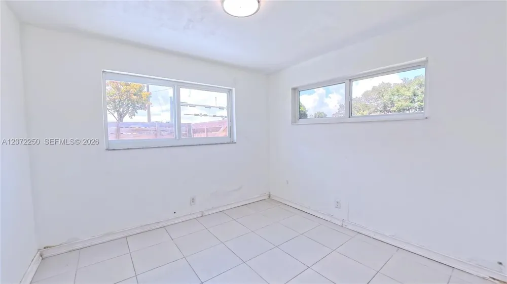 753 SW 2nd St Dania Beach, FL 33004