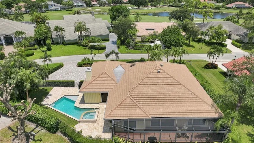 1 WYCLIFF ROAD Palm Beach Gardens, FL 33418