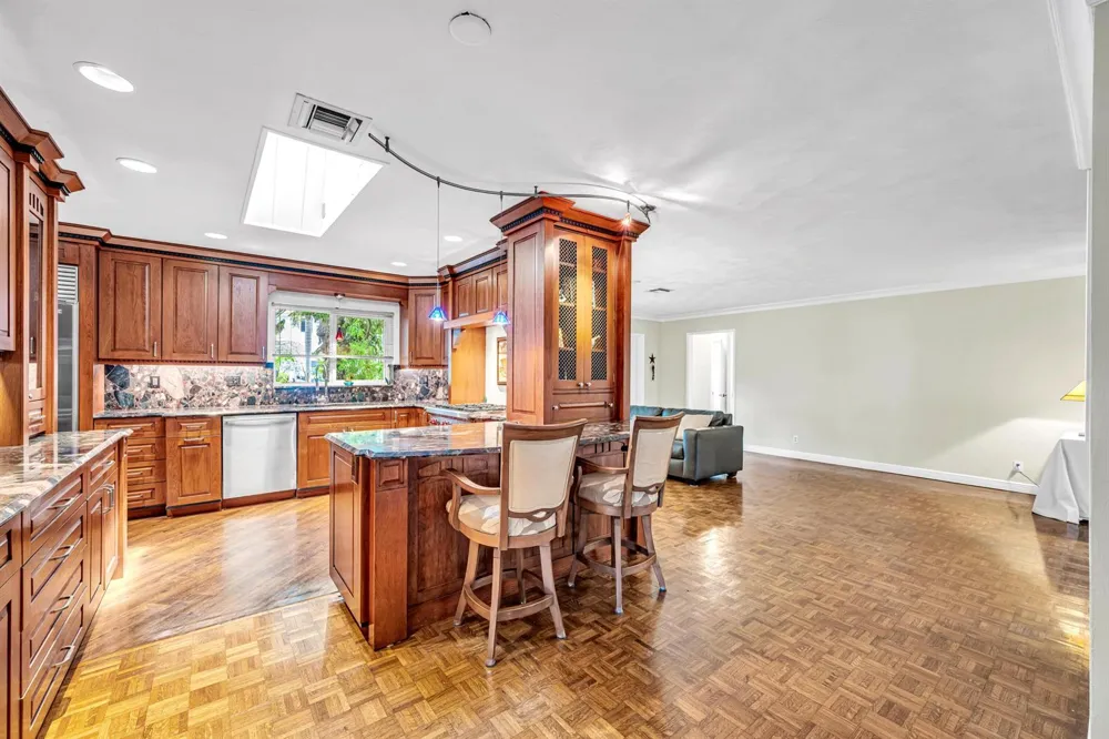1200 Orange Isle Fort Lauderdale, FL 33315