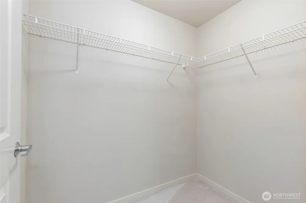 1909 10th Avenue W #206 Seattle, WA 98119