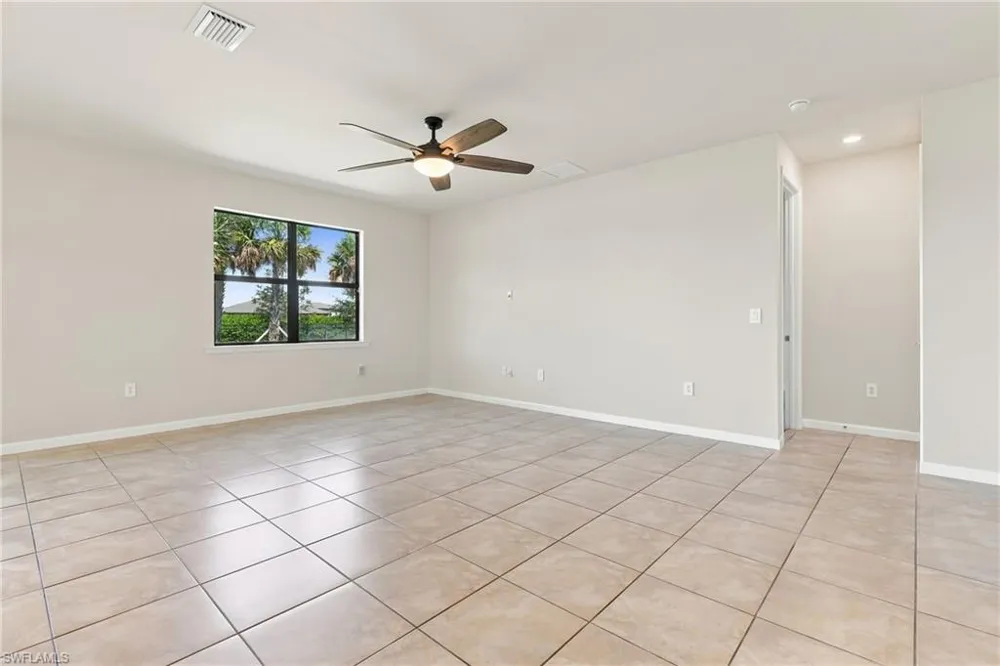 3721 E Hampton Circle Alva, FL 33920