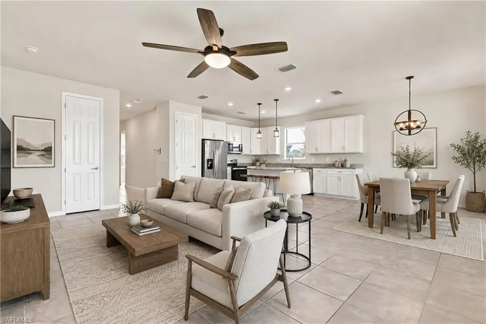 3721 E Hampton Circle Alva, FL 33920