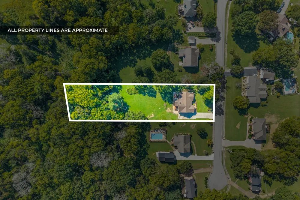 2024 Hunters Pl Mount Juliet, TN 37122