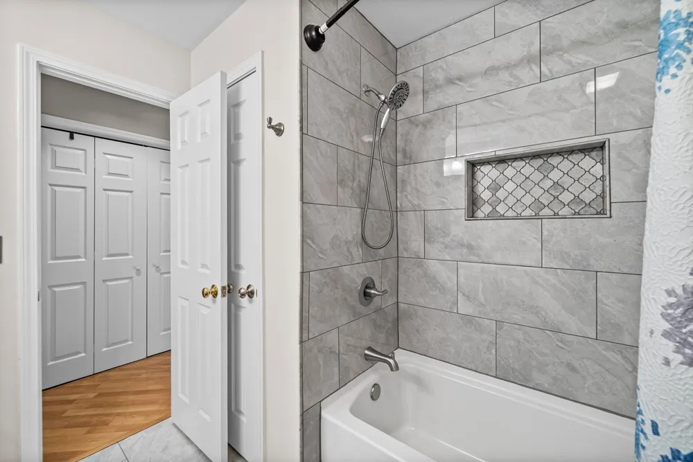 2024 Hunters Pl Mount Juliet, TN 37122