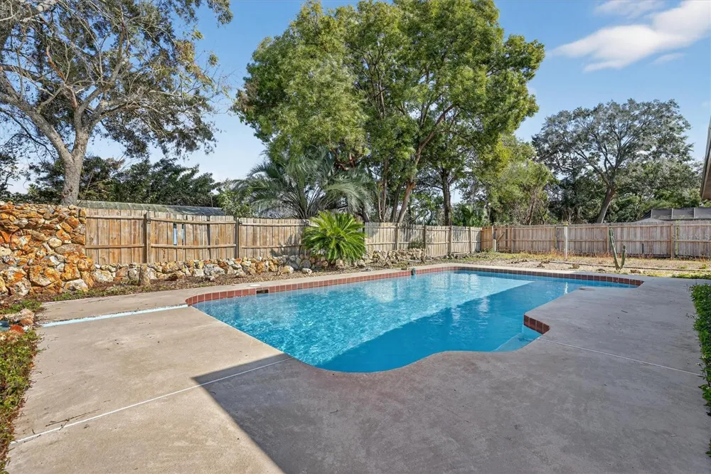 517 HICKORYWOOD AVENUE Altamonte Springs, FL 32714