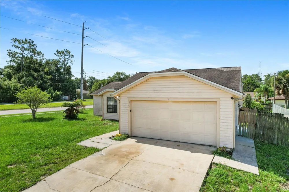 3491 MONUMENT DRIVE Deltona, FL 32738