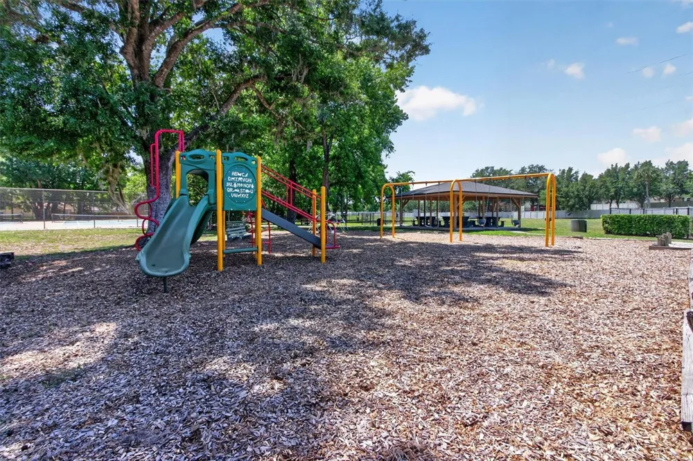 736 SUMMERLAND DRIVE Winter Springs, FL 32708