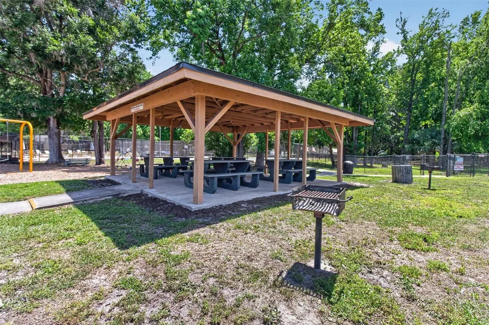 736 SUMMERLAND DRIVE Winter Springs, FL 32708