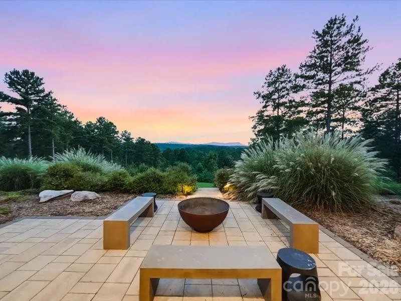 5519 Liberty Road Granite Falls, NC 28630