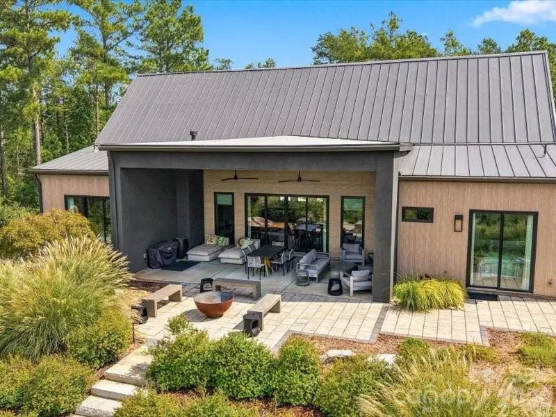5519 Liberty Road Granite Falls, NC 28630