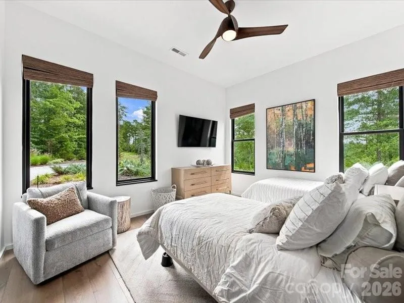 5519 Liberty Road Granite Falls, NC 28630