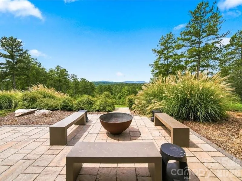 5519 Liberty Road Granite Falls, NC 28630