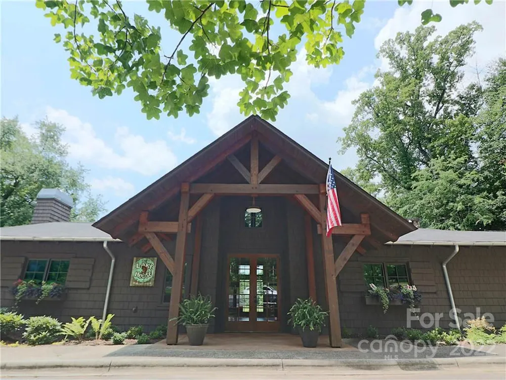 SH11 Springhouse Trail Brevard, NC 28712